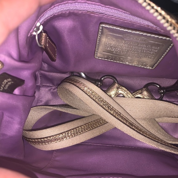 Vintage Gold Coach Poppy Shoulder Bag - Picture 11 of 13